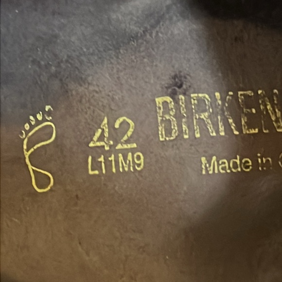 Birkenstock sandals size 42/10 big buckle - Picture 8 of 9